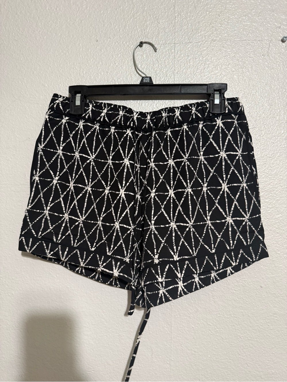 A.L.C 100% Silk Black & White Geometric Drawstring Shorts